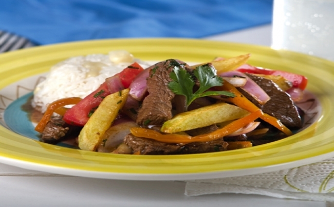 Lomo saltado